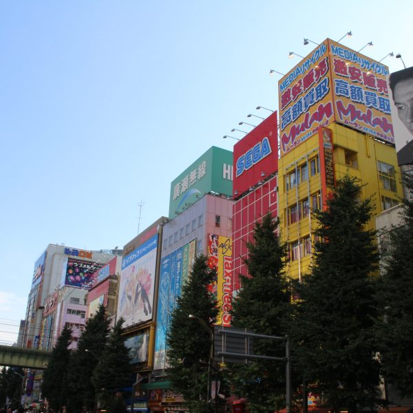 秋葉原の街並み9の写真